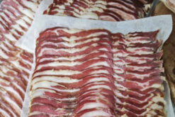 Streaky Bacon – Rindless – Pancetta – by Ănđi 1Kg